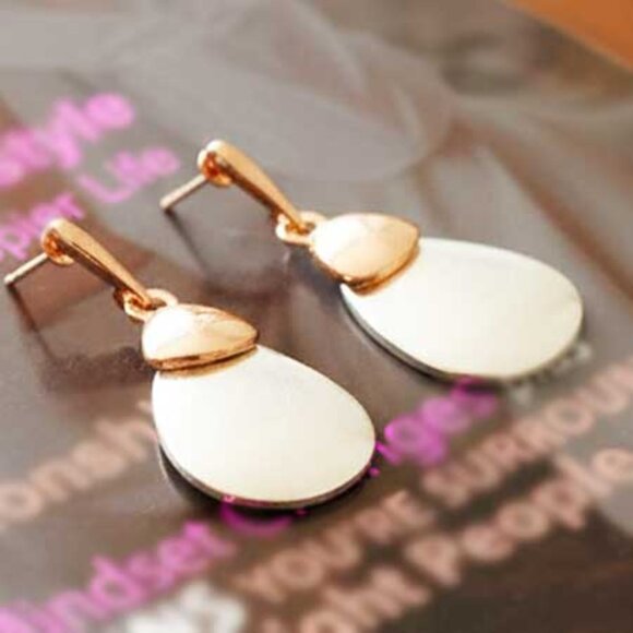 🖤 Gold Silver Earrings  - Picture 2 of 8